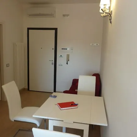 アパート Casa Sbt