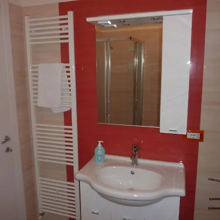 Casa Sbt サン・ベネデット・デル・トロント